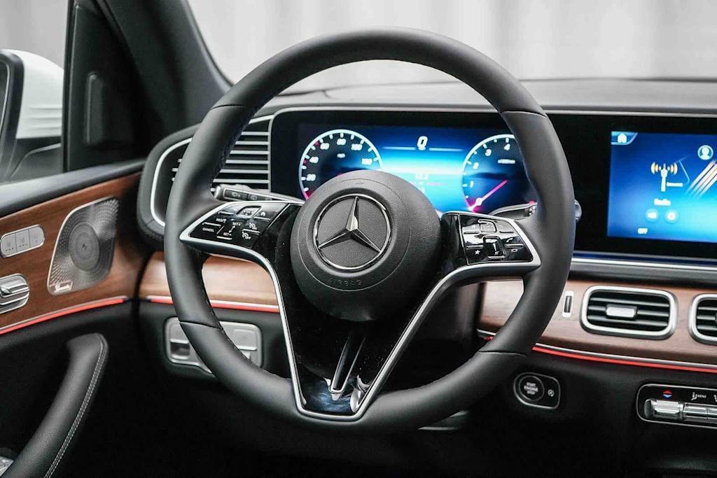 Thumbnail: 2026 Mercedes-Benz GLE - 8