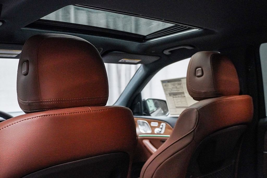 2025 Mercedes-Benz GLE 450 24