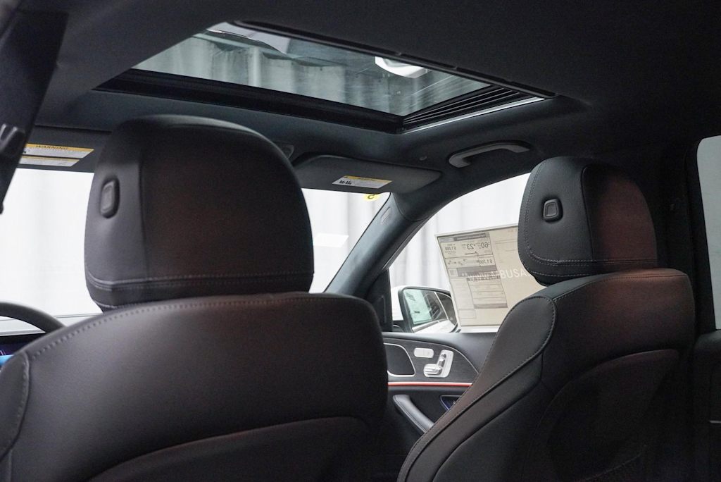 2025 Mercedes-Benz GLE 450 24