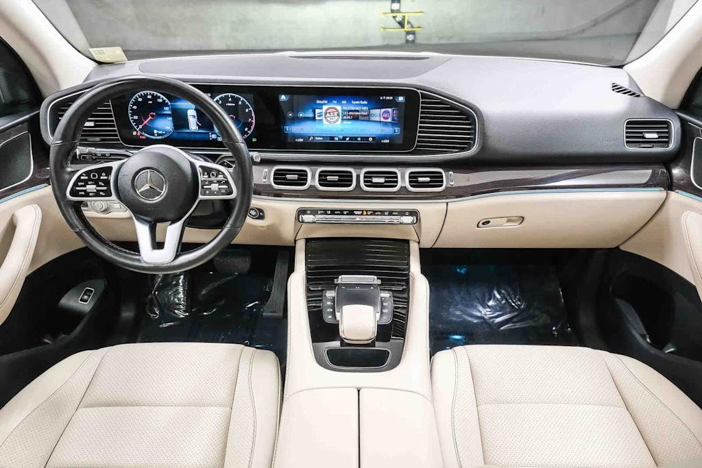 Thumbnail: 2021 Mercedes-Benz GLE - 2