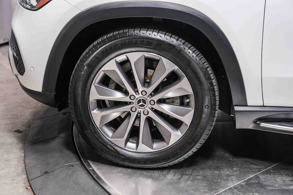 Thumbnail: 2020 Mercedes-Benz GLE - 17