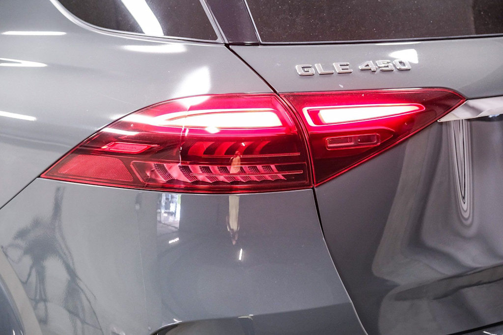 Thumbnail: 2026 Mercedes-Benz GLE - 19