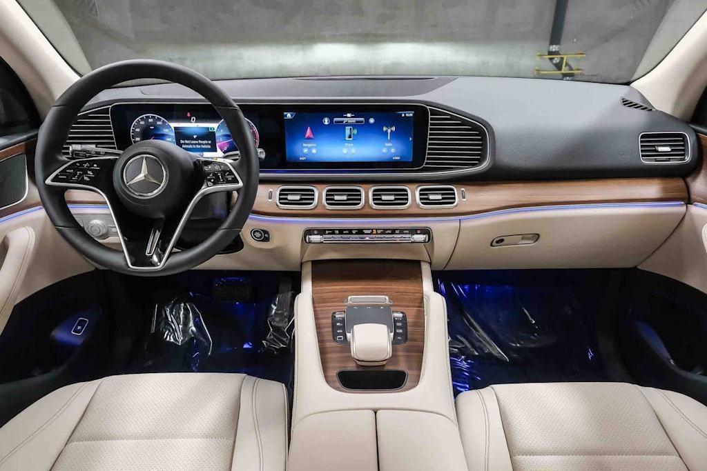 Thumbnail: 2026 Mercedes-Benz GLE - 2