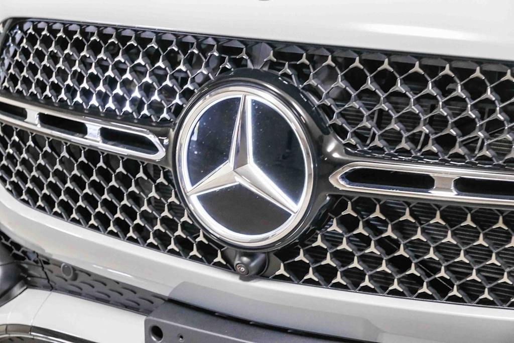 Thumbnail: 2026 Mercedes-Benz GLE - 7