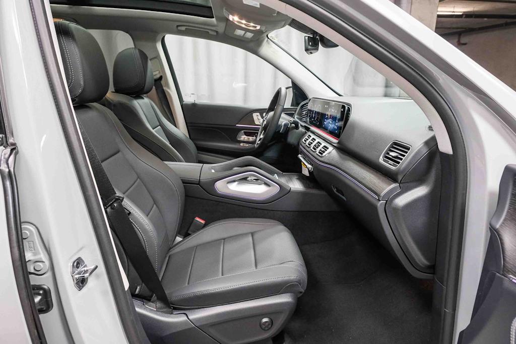 Thumbnail: 2026 Mercedes-Benz GLE - 11