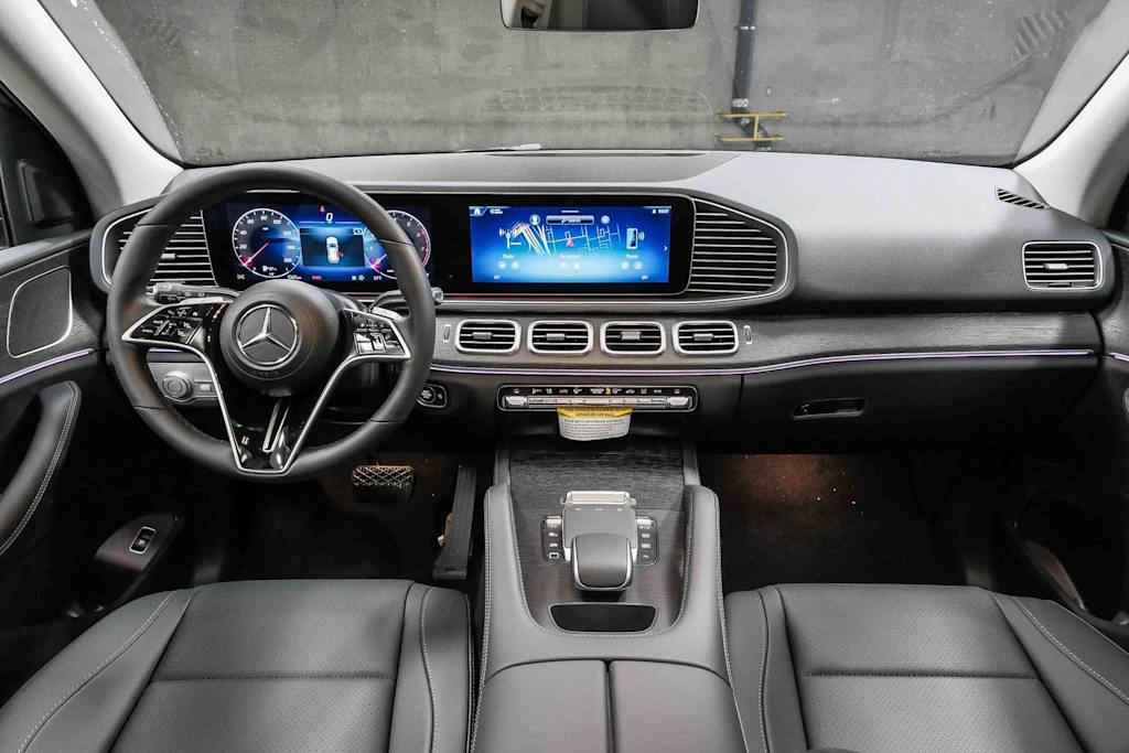 Thumbnail: 2026 Mercedes-Benz GLE - 2
