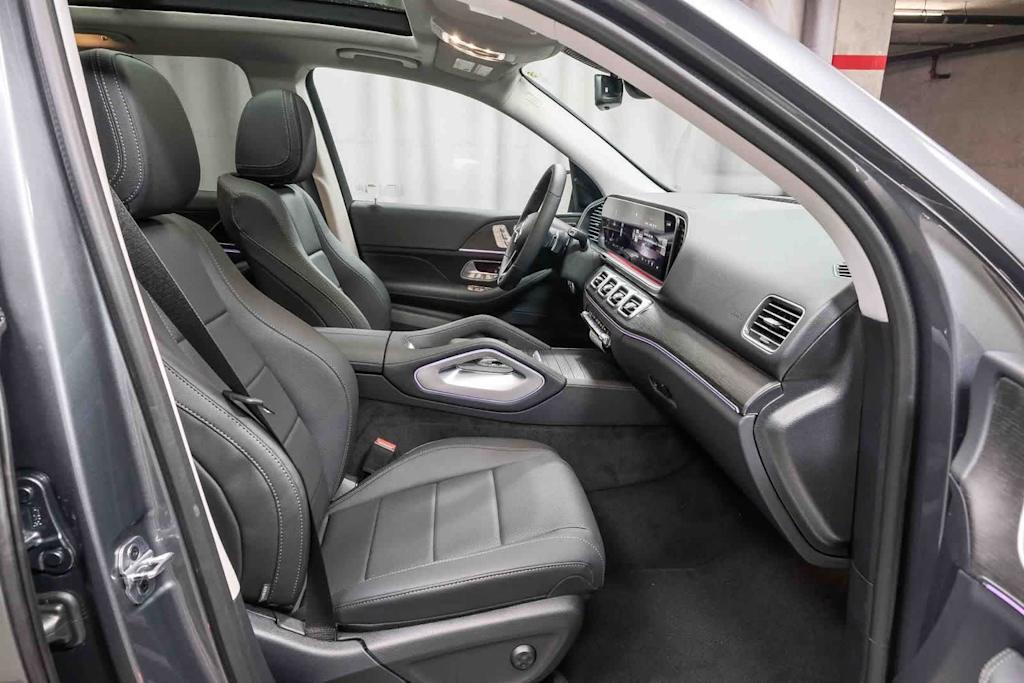 Thumbnail: 2026 Mercedes-Benz GLE - 11