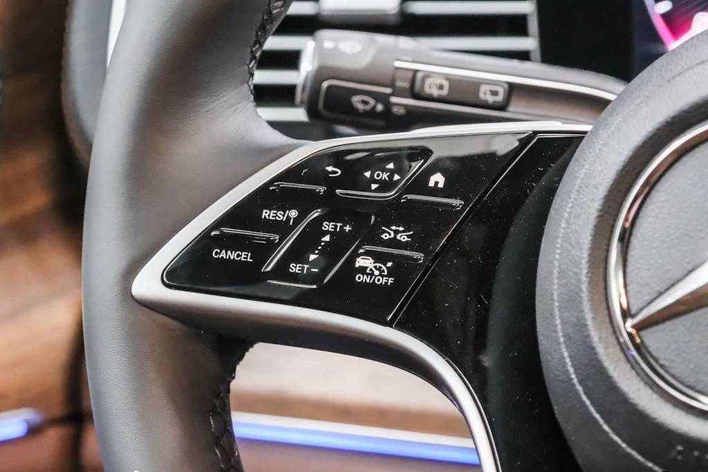 Thumbnail: 2026 Mercedes-Benz GLE - 24