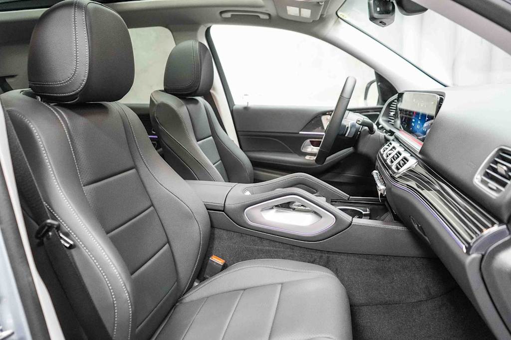 Thumbnail: 2026 Mercedes-Benz GLE - 10