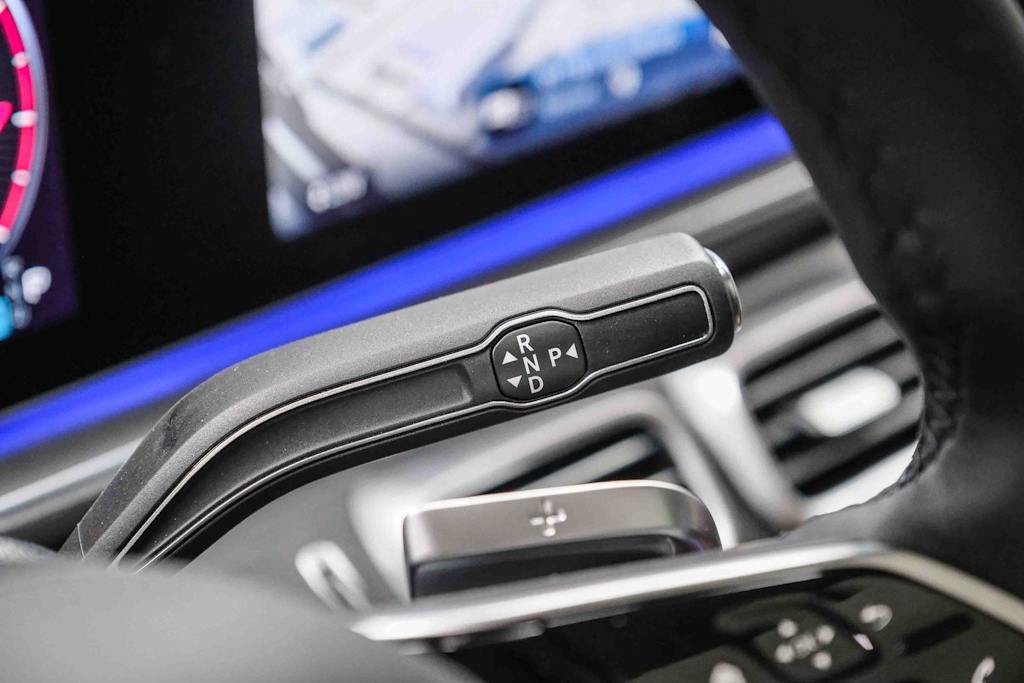 Thumbnail: 2026 Mercedes-Benz GLE - 26