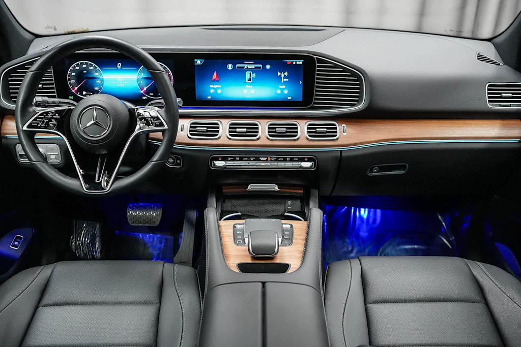 Thumbnail: 2025 Mercedes-Benz GLE - 2