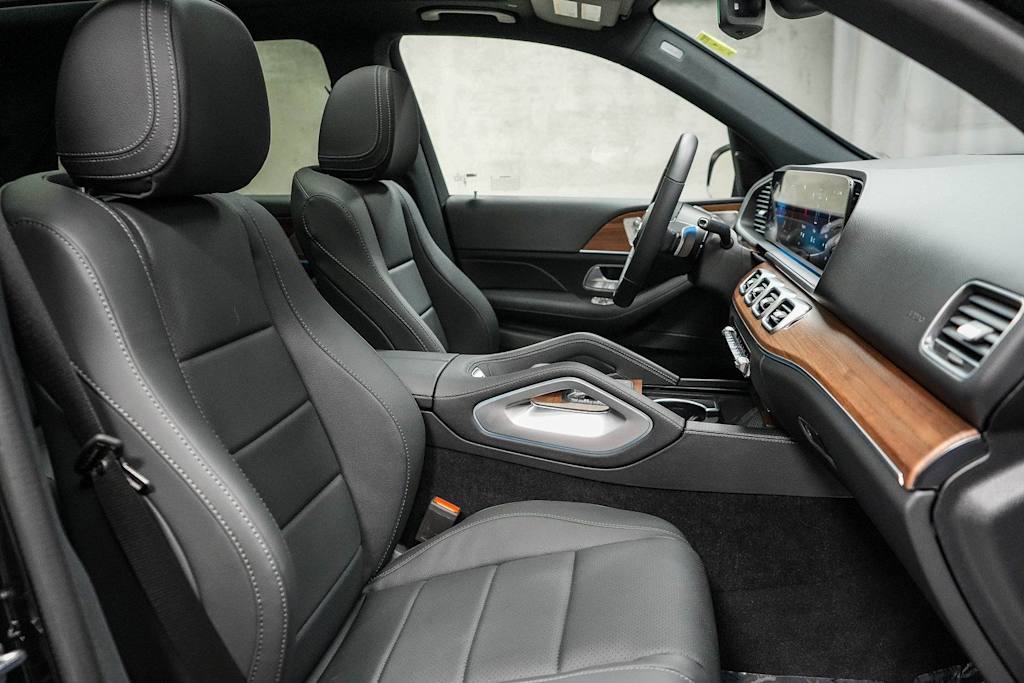 Thumbnail: 2025 Mercedes-Benz GLE - 9