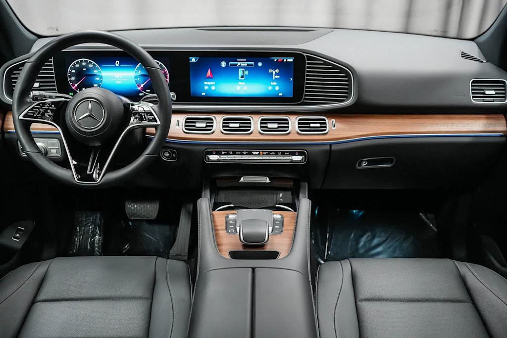Thumbnail: 2025 Mercedes-Benz GLE - 2