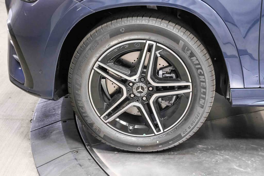 Thumbnail: 2026 Mercedes-Benz GLE - 19
