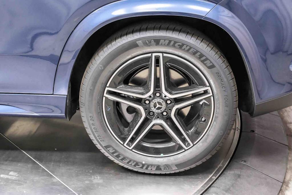 Thumbnail: 2026 Mercedes-Benz GLE - 8