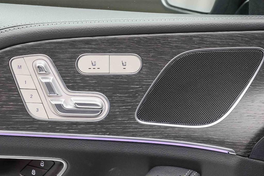 Thumbnail: 2026 Mercedes-Benz GLE - 30