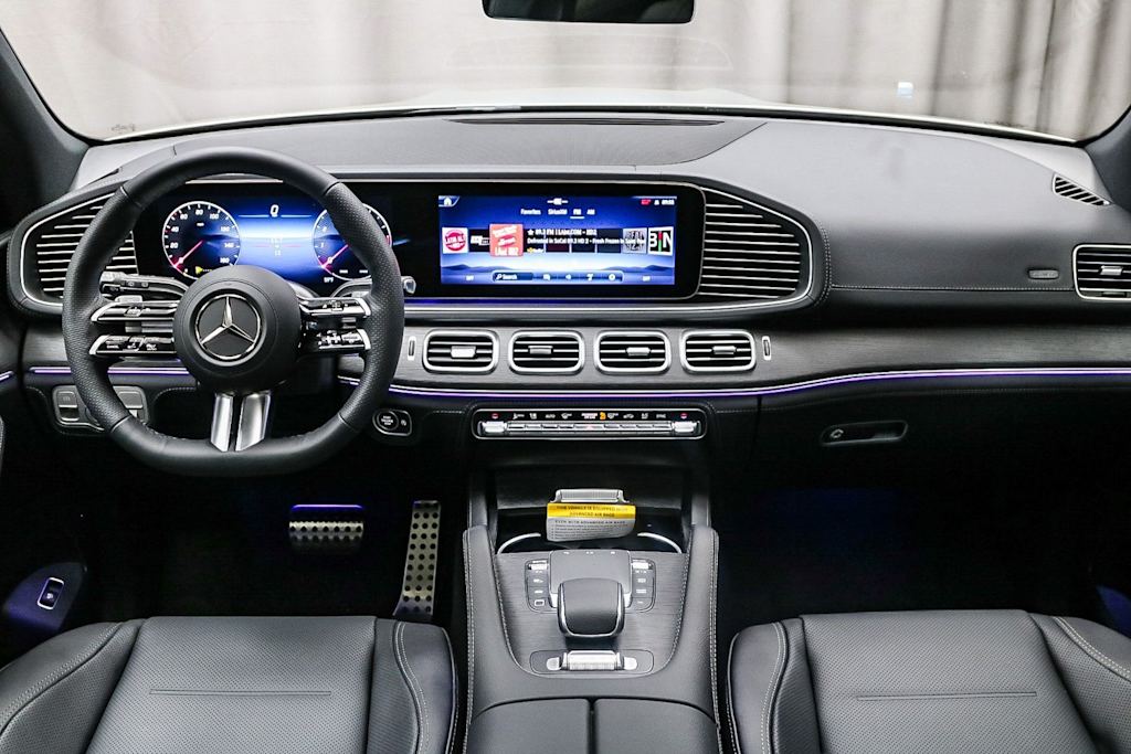 Thumbnail: 2025 Mercedes-Benz GLE - 2