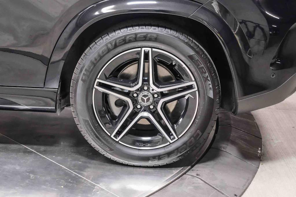 Thumbnail: 2025 Mercedes-Benz GLE - 5