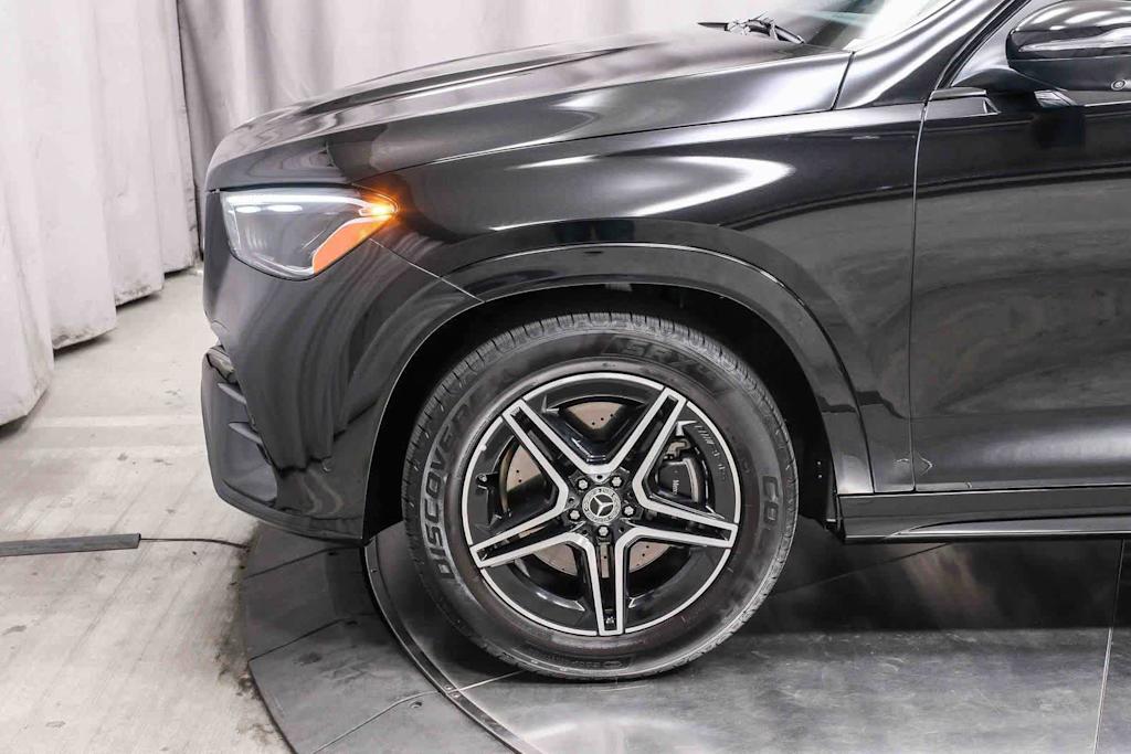 Thumbnail: 2025 Mercedes-Benz GLE - 18
