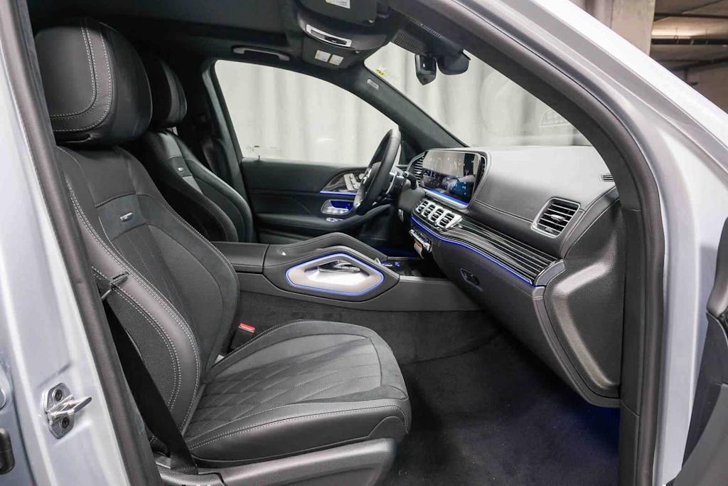 Thumbnail: 2026 Mercedes-Benz GLE - 7