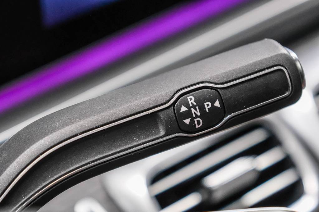 Thumbnail: 2026 Mercedes-Benz GLE - 26