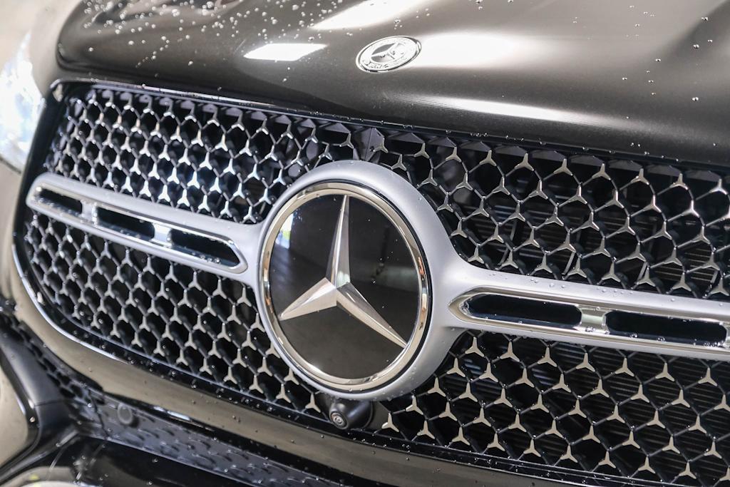 Thumbnail: 2026 Mercedes-Benz GLE - 7