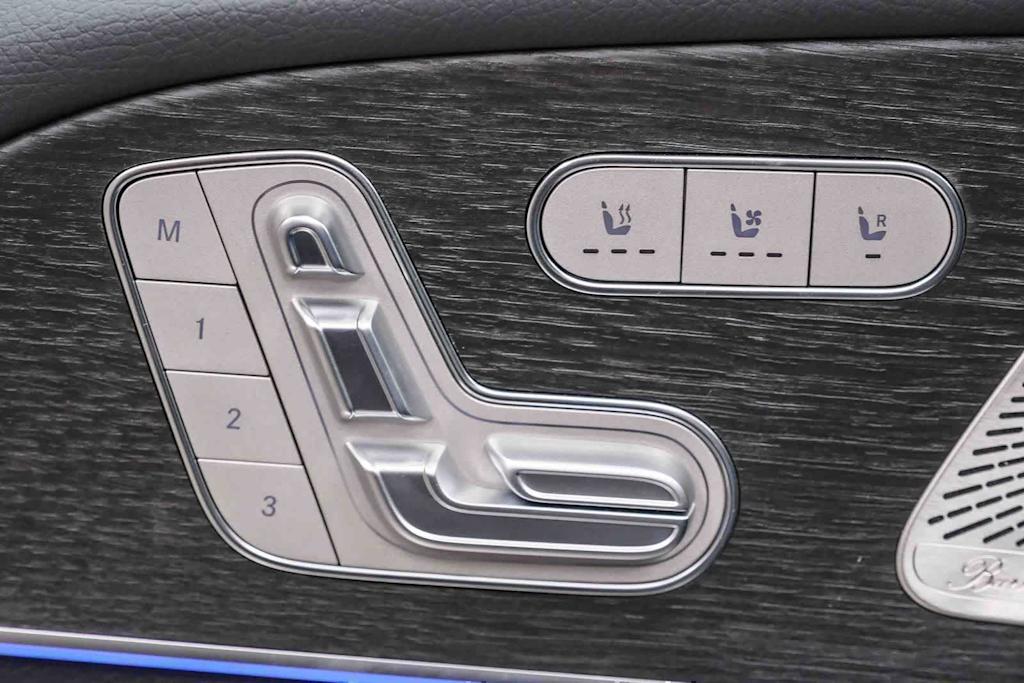 Thumbnail: 2026 Mercedes-Benz GLS - 31