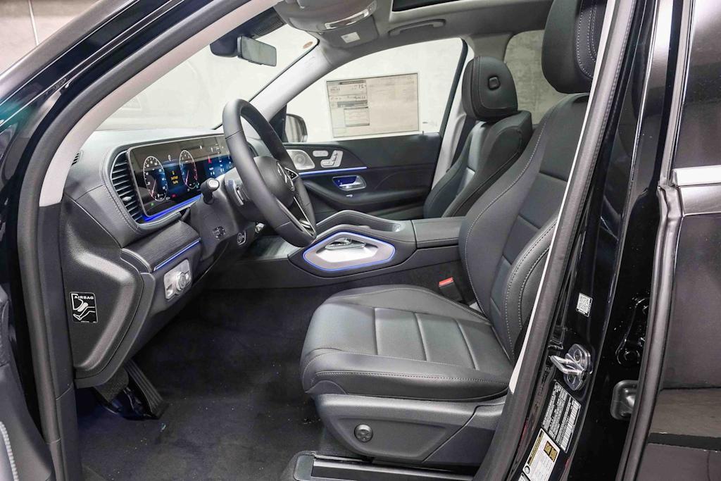 Thumbnail: 2026 Mercedes-Benz GLS - 12