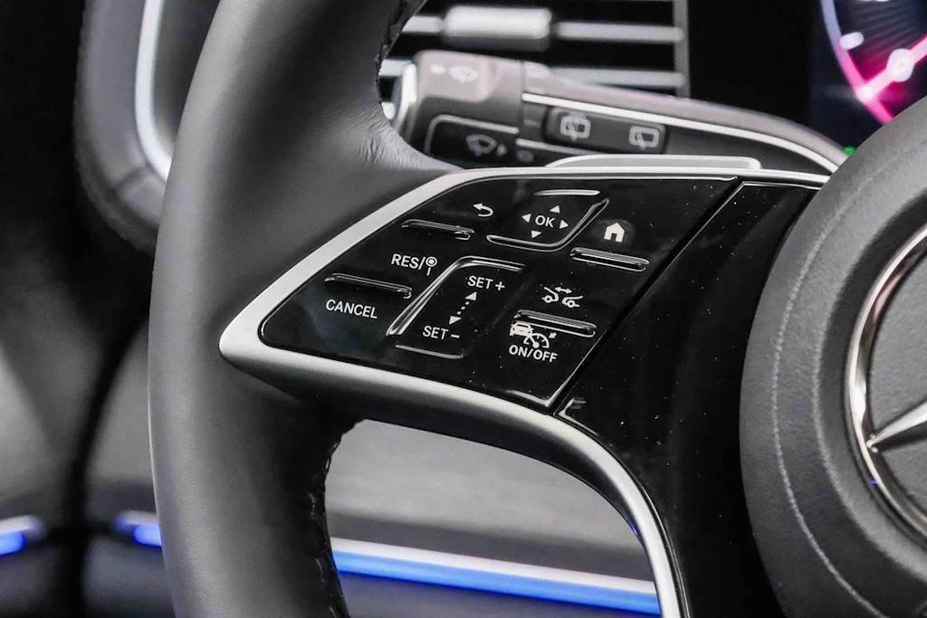 Thumbnail: 2026 Mercedes-Benz GLS - 27
