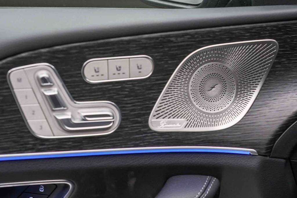 Thumbnail: 2026 Mercedes-Benz GLS - 32