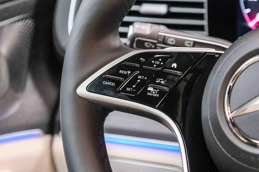 Thumbnail: 2026 Mercedes-Benz GLS - 15