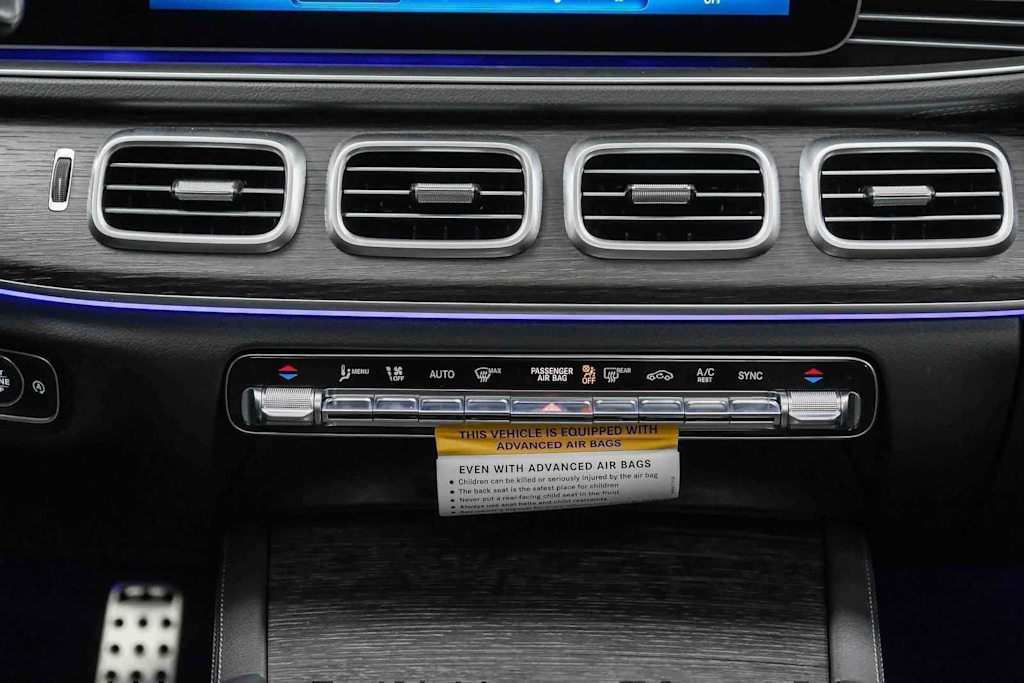 Thumbnail: 2026 Mercedes-Benz GLS - 3