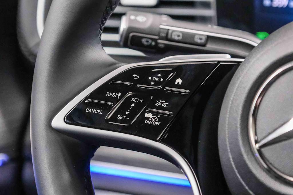 Thumbnail: 2024 Mercedes-Benz GLS - 26