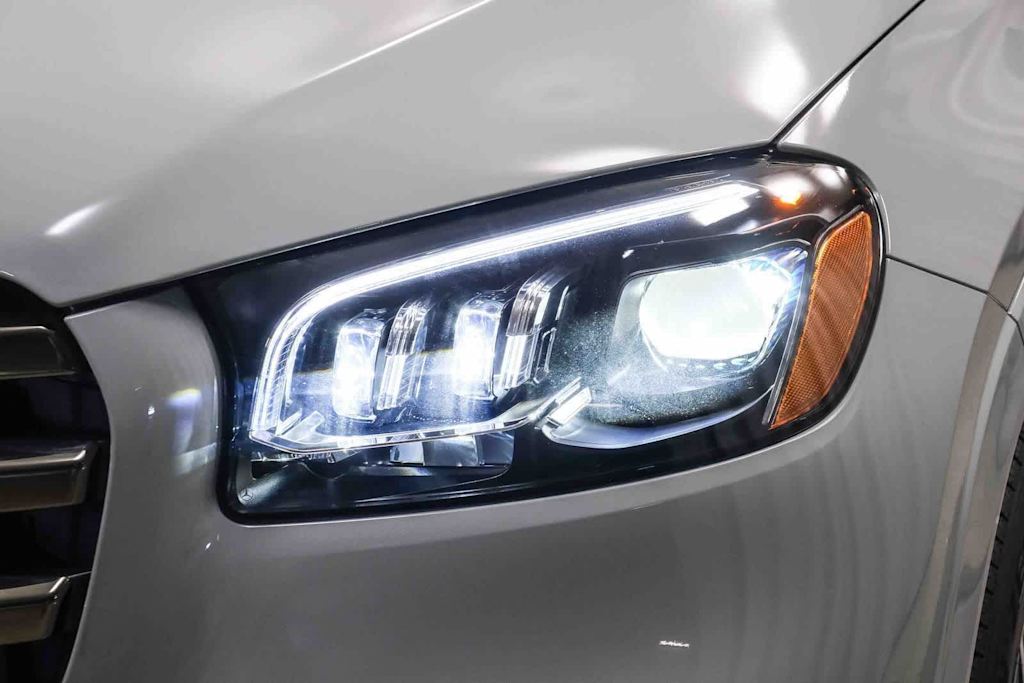 Thumbnail: 2026 Mercedes-Benz GLS - 21