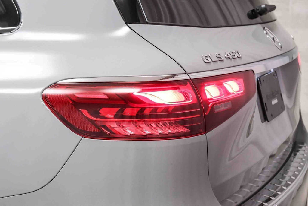 Thumbnail: 2026 Mercedes-Benz GLS - 18