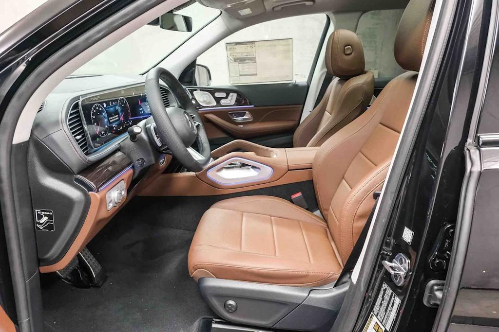 Thumbnail: 2026 Mercedes-Benz GLS - 12