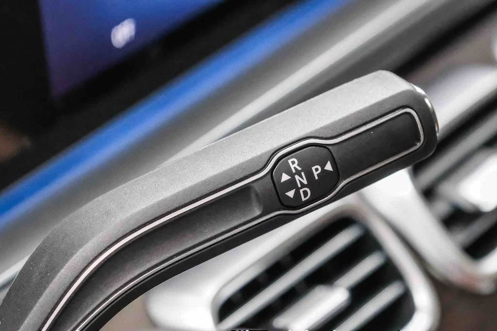 Thumbnail: 2026 Mercedes-Benz GLS - 29