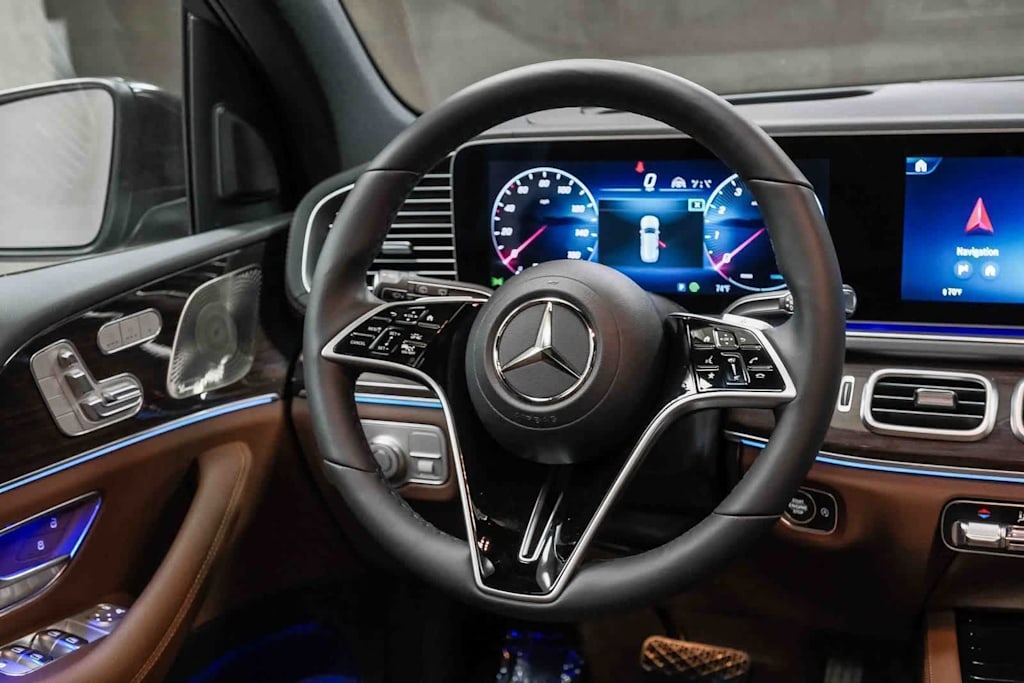 Thumbnail: 2026 Mercedes-Benz GLS - 10