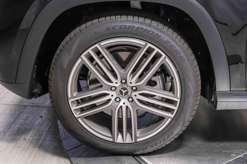 Thumbnail: 2026 Mercedes-Benz GLS - 20