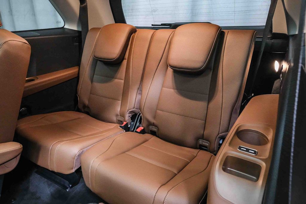 Thumbnail: 2026 Mercedes-Benz GLS - 13