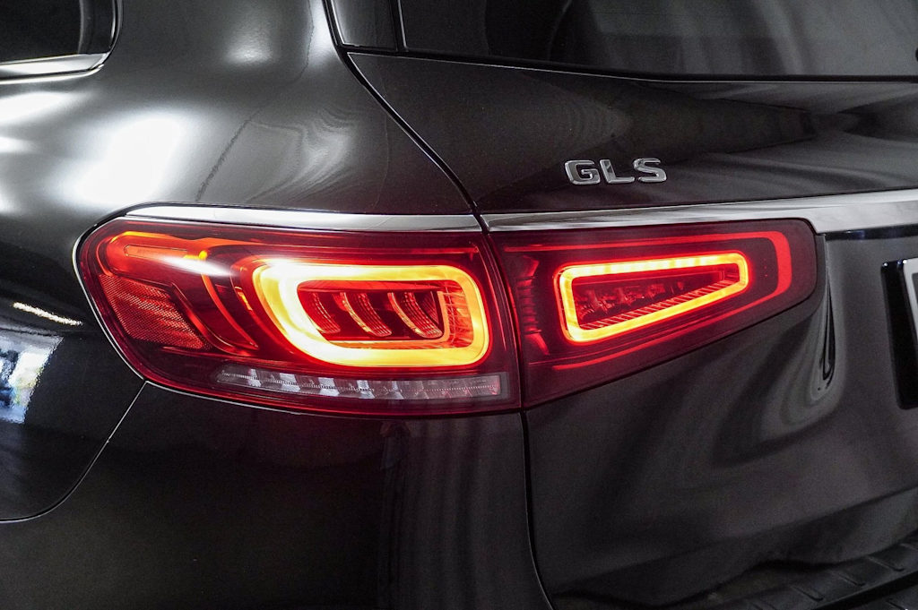 Thumbnail: 2022 Mercedes-Benz GLS - 22