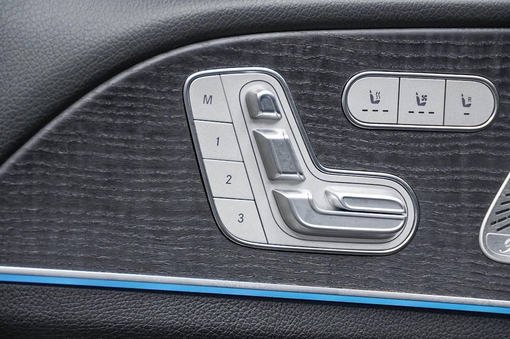 Thumbnail: 2022 Mercedes-Benz GLS - 26