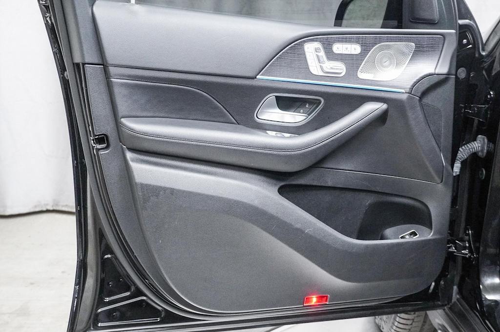 Thumbnail: 2022 Mercedes-Benz GLS - 25