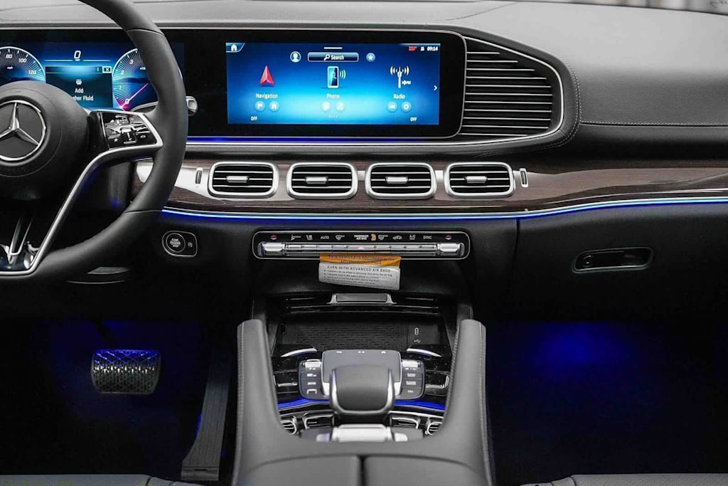 Thumbnail: 2026 Mercedes-Benz GLS - 23