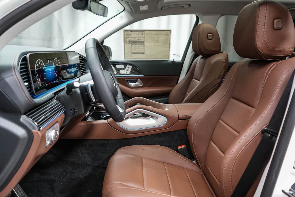 Thumbnail: 2026 Mercedes-Benz GLS - 10