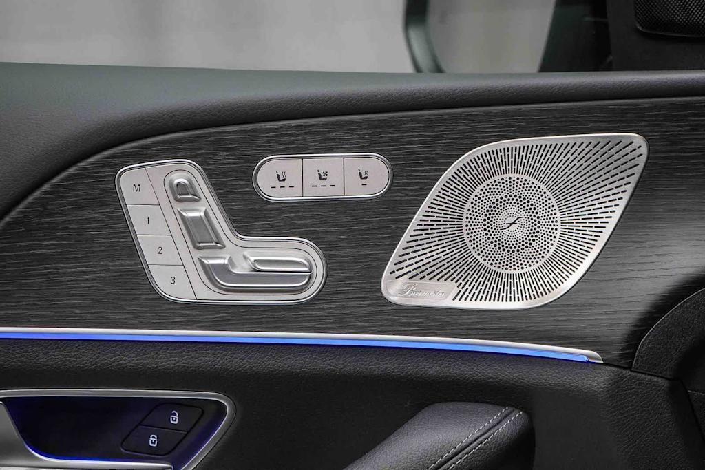 Thumbnail: 2026 Mercedes-Benz GLS - 33