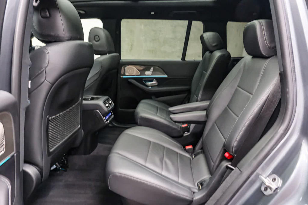 Thumbnail: 2023 Mercedes-Benz GLS - 12