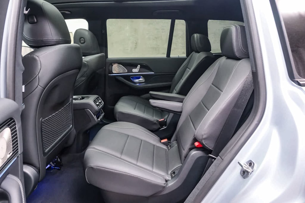 Thumbnail: 2026 Mercedes-Benz GLS - 49