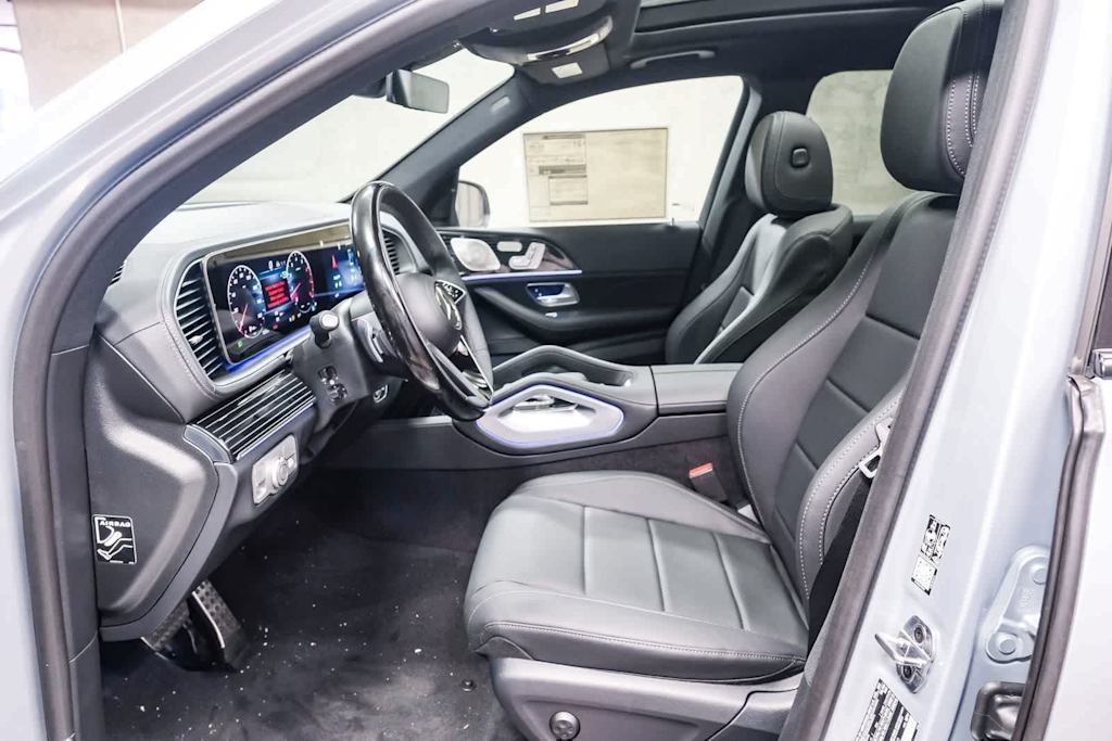Thumbnail: 2026 Mercedes-Benz GLS - 53