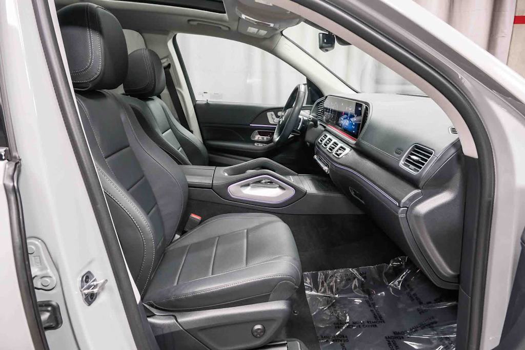 Thumbnail: 2026 Mercedes-Benz GLS - 11